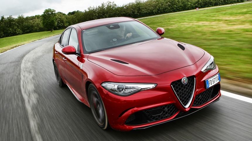 What Car’dan Alfa Romeo Giulia’ya Ödül!