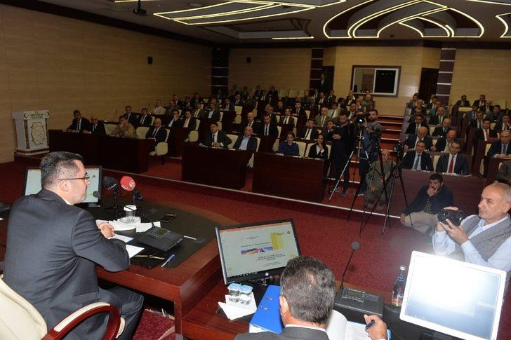 Vali Memiş: “Oturularak iş yapılmaz” G2