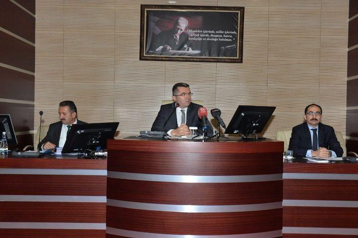 Vali Memiş: “Oturularak iş yapılmaz” G3