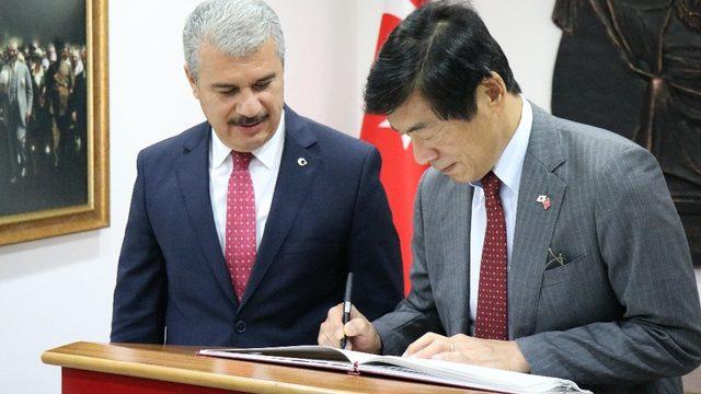 Japonya Ankara Büyükelçisi, Akio Miyajima Kırşehir’de Valilik ve Belediye Başkanlığını ziyaret etti