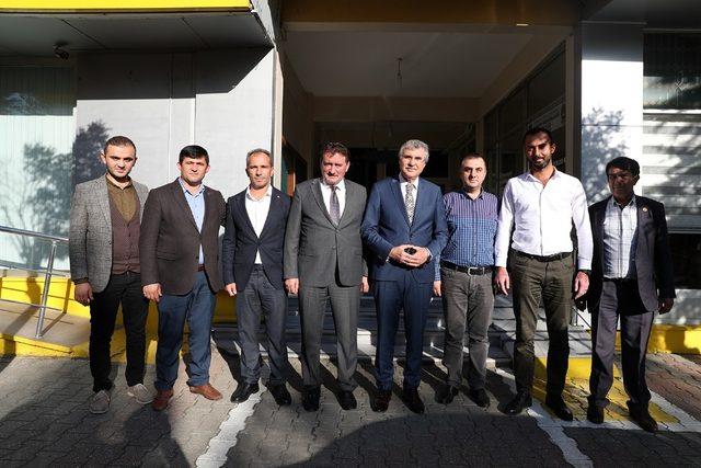 Başkan Yüce, Ferizli Belediyesi’ni ziyaret etti