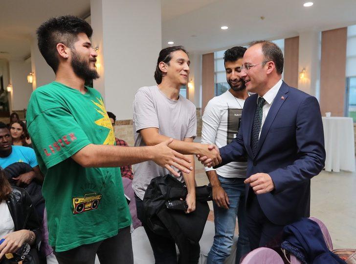 Projeler üniversite öğrencilerinden destek Pamukkale Belediyesi’nden