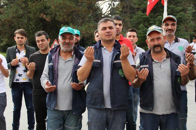 Kayseri'de fabrika çalışanlarından Mehmetçik için Fetih suresi