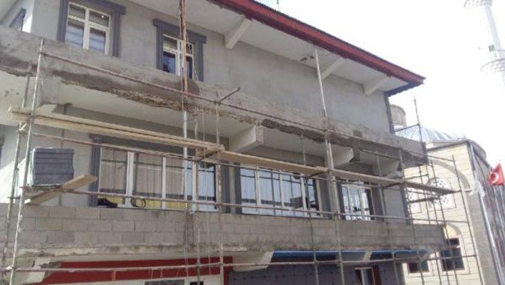 Kayseri'nin Sarız ilçesi belediye binasında pompalı dehşeti! G3