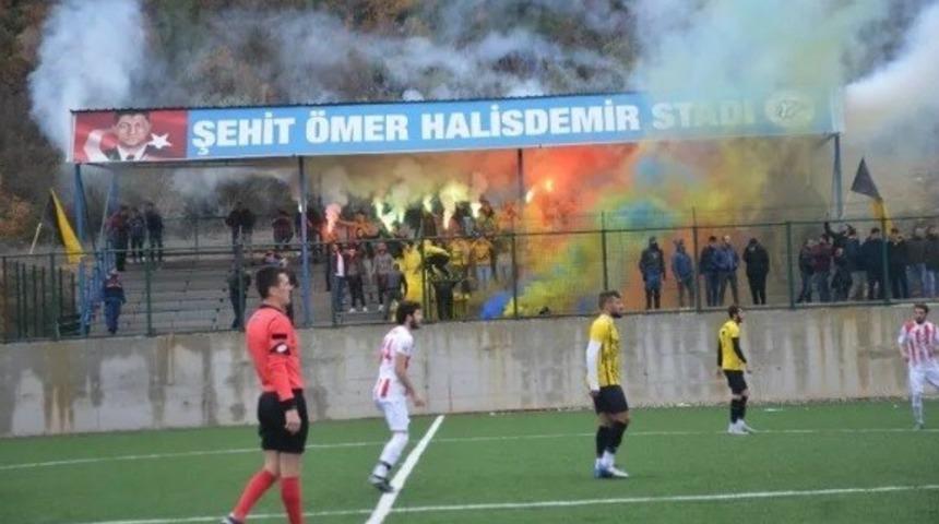 Bilecik&rsquo;te hem kul&uuml;pler hem de seyirciler isyan bayrağı &ccedil;ekti