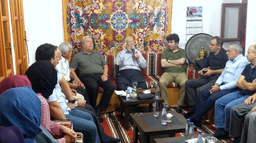 &Uuml;niversitede  İrfan Sohbetleri devam ediyor