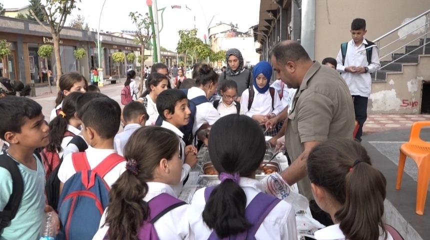 Kulp’ta şehitler için mevlit okutuldu