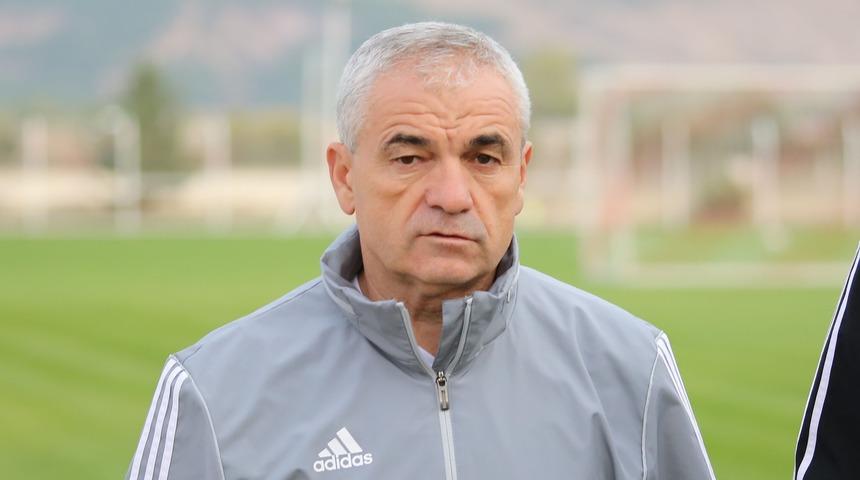 &Ccedil;alımbay G.Saray'ı g&ouml;z&uuml;ne kestirdi