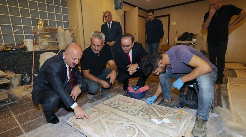 18 asırlık &rsquo;elmalı mozaik&rsquo; Amasya&rsquo;nın sembollerinden olacak