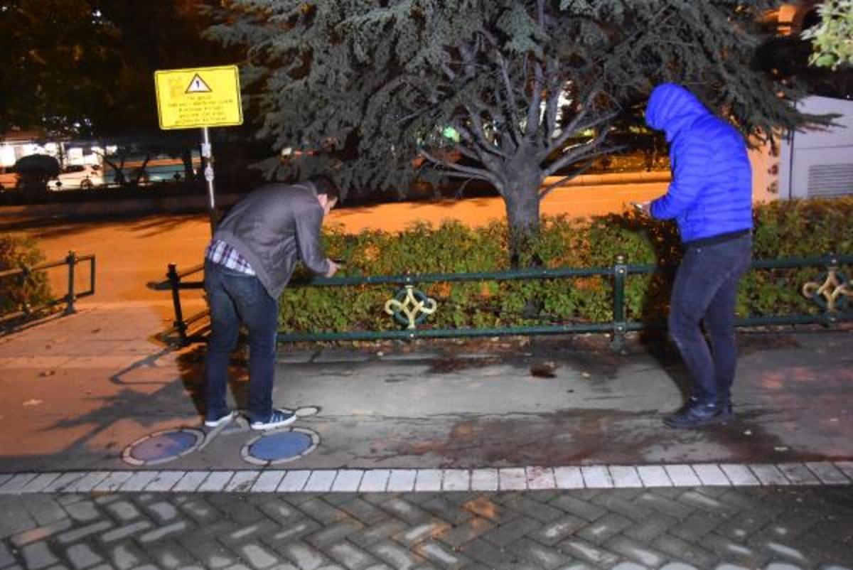 Yine eski koca dehşeti! Satırla saldırdı: Mahalleli lin&ccedil; etti