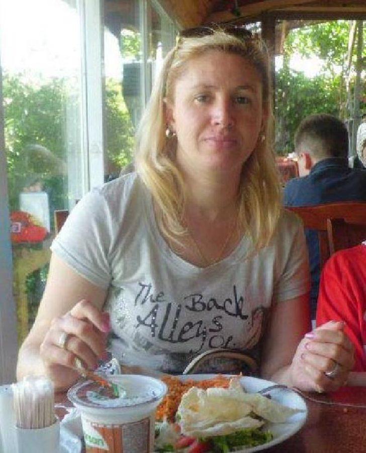 Yine eski koca dehşeti! Satırla saldırdı: Mahalleli linç etti G2