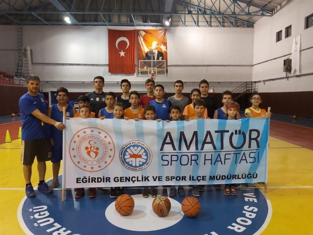 Gevrek: "Topyek&uuml;n spor  bilinci ve k&uuml;lt&uuml;r&uuml;n&uuml;n oluşturulması i&ccedil;in &ccedil;alışıyoruz"