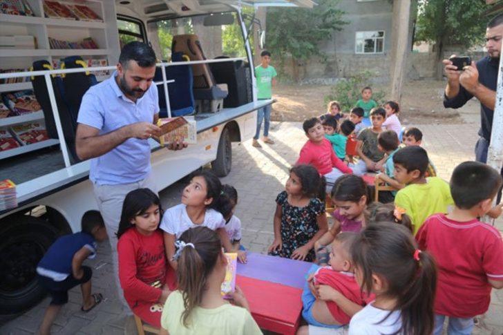Bu minübüsle çocuklara umut dağıtıyorlar! G1