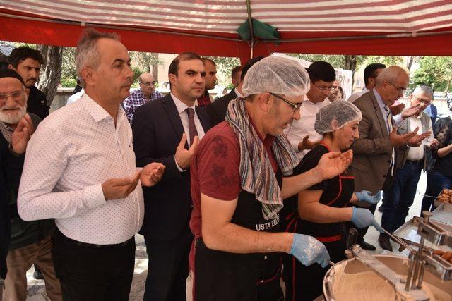 Nazilli Belediyesi’nden Mehmetçik için lokma hayrı