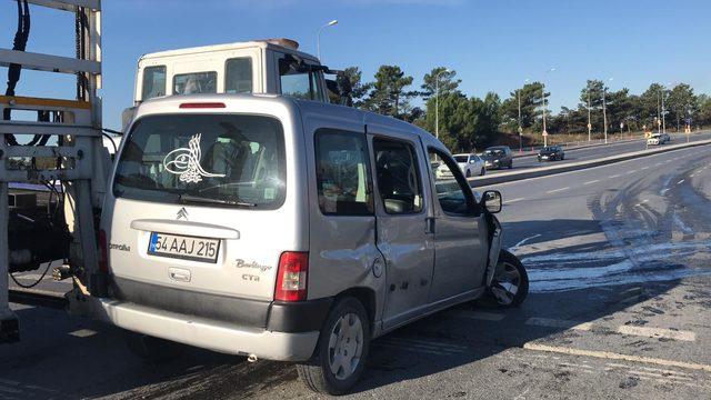 Arnavutköy'de trafik kazası: 2 yaralı 