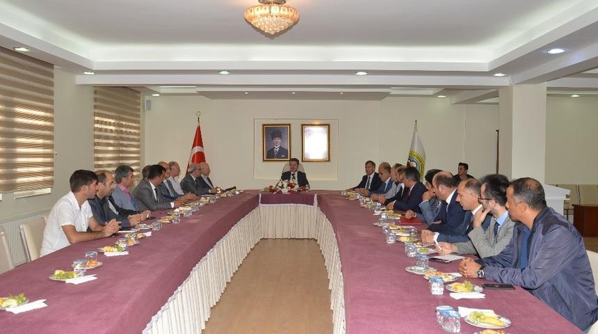 &Ouml;ğrencilerin barınma sorunu i&ccedil;in istişare toplantısı d&uuml;zenlendi