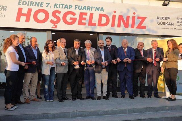 Edirne 7. Kitap Fuarı kapılarını açtı