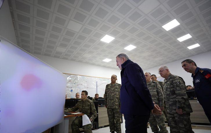 Milli Savunma Bakanı Hulusi Akar: ABD ve koalisyon askerinin vurulması söz konusu değil G4