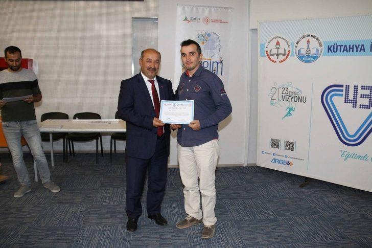 Kütahya’da Mesleki eğitim alanında ’Proje Yazma ve Uygulama Eğitimi’ sertifika töreni G4