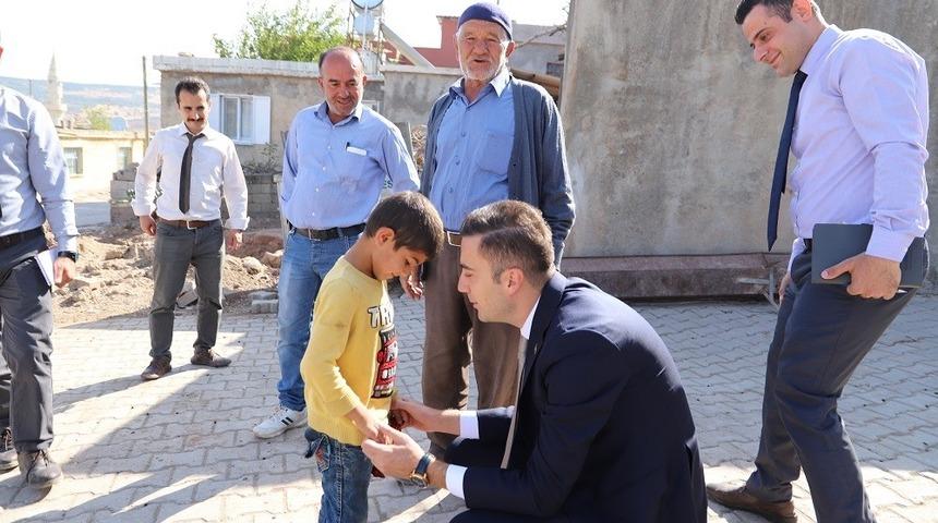 Kaymakam Kır&ccedil;uval k&ouml;yleri ziyaret etti