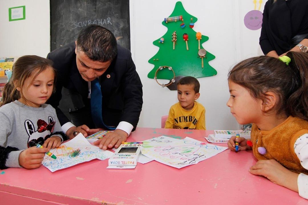 Kaymakam Mehmetbeyoğlu&rsquo;nun okul ziyaretleri