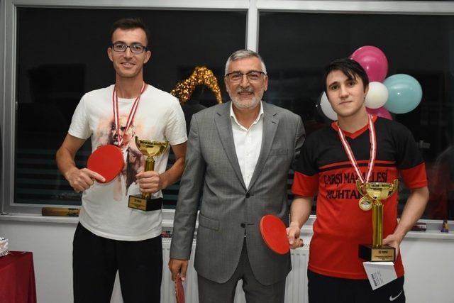 İnönü’de Masa Tenisi Turnuvası şampiyonu Adnan Özdamar oldu