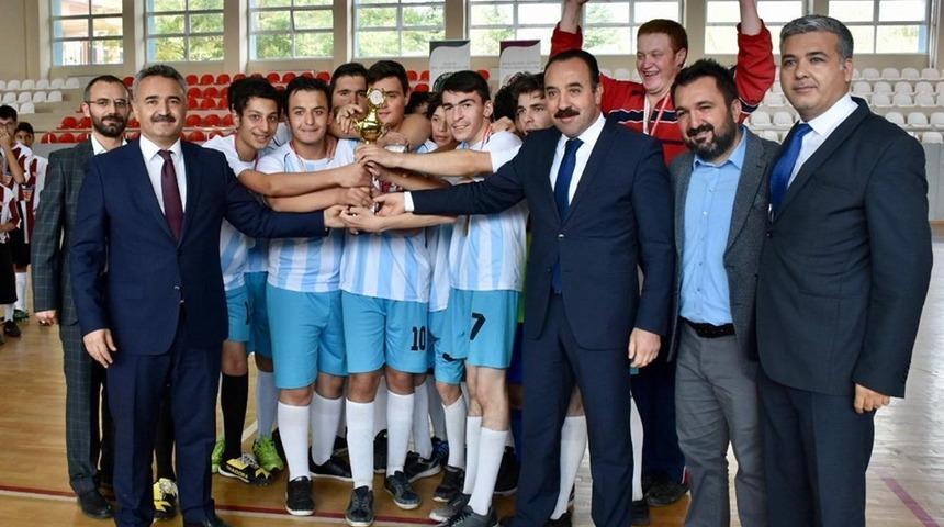 &Ouml;zel Sporcular Futsal M&uuml;sabakaları sona erdi