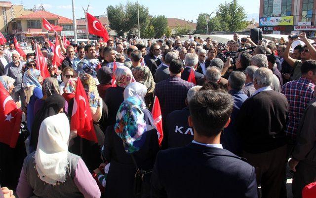 Erzincan’da siyasi partilerden “Barış Pınarı Harekâtına” destek