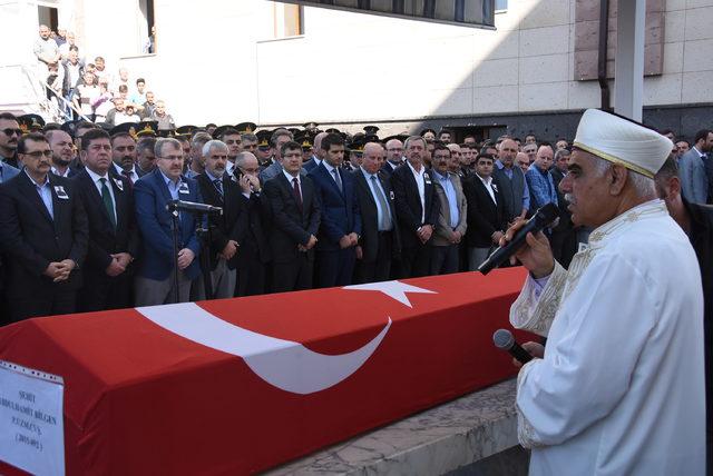 Bilecik'te Şehit Uzman Çavuş Bilgen'i 10 bin kişi uğurladı