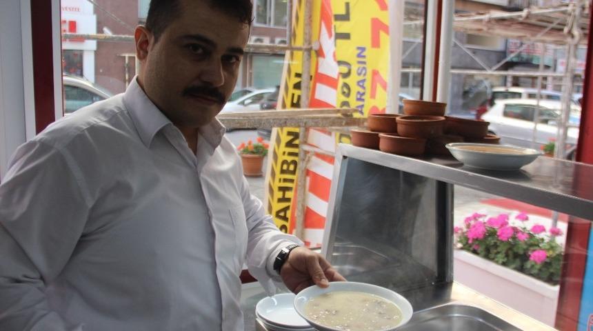 Hastalar şifa bulmak i&ccedil;in kelle pa&ccedil;a &ccedil;orbası i&ccedil;iyor