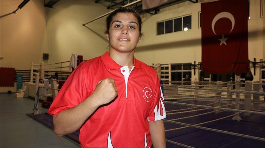 Boksta ikinci final Busenaz Sürmeneli'den