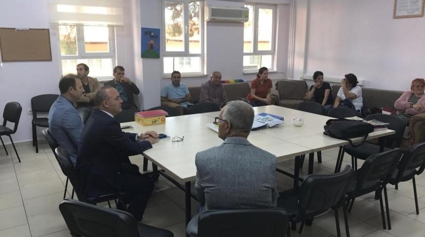 Kaymakam &Ouml;ner okul ziyaretlerine başladı