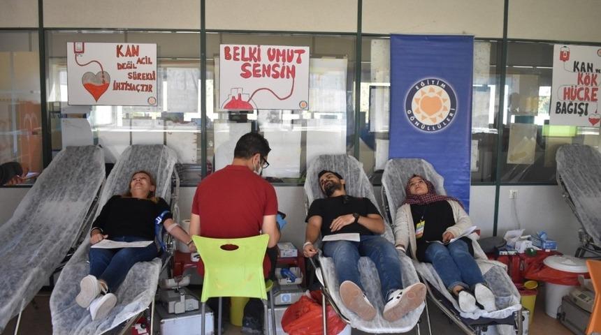 TEGV’den Kızılay’a kan bağışı