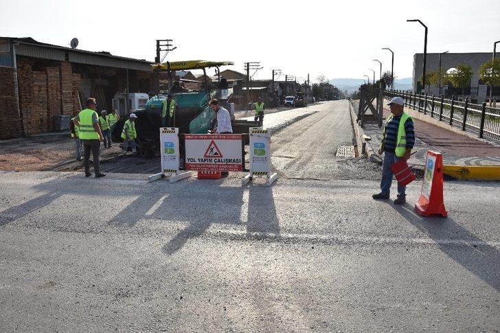 Marangozlar Sitesi ile Çay Deresinde asfalt çilesi bitiyor G5