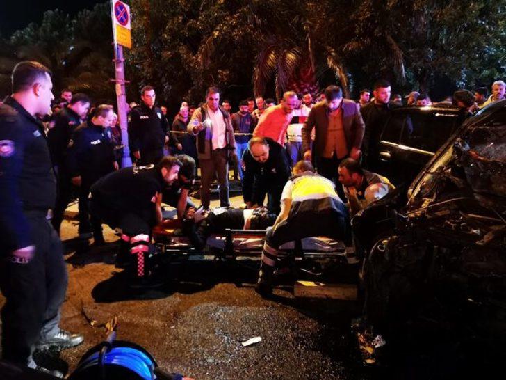 Lüks araç bu hale geldi! İstanbul'da dehşete düşüren kaza! G3