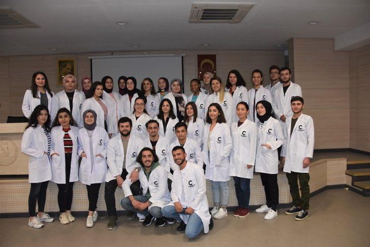 OMÜ’nün kimyager adayları beyaz önlüklerini giydi G1