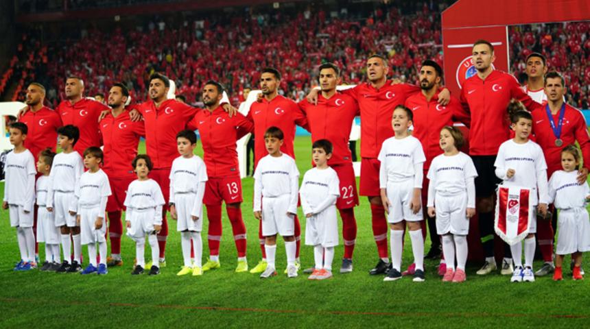 A Milli Takım, liderlik için sahaya çıkıyor