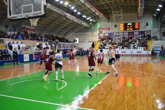 Kadınlar Basketbol Süper Ligi: İzmit Belediyespor: 100 - Elazığ İl Özel İdare: 101
