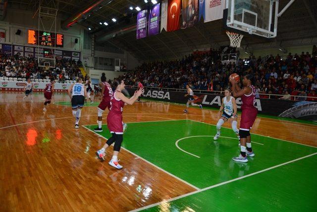 Kadınlar Basketbol Süper Ligi: İzmit Belediyespor: 100 - Elazığ İl Özel İdare: 101