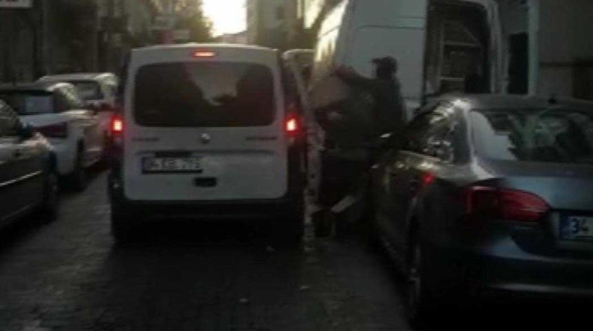 Hırsızları atılan kova, tabure ve bidon da durduramadı