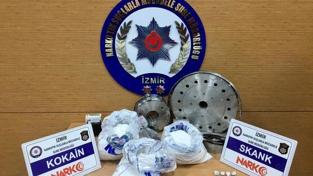 Uluslararası uyuşturucu sevkiyatı polise takıldı