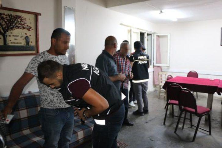 81 ilde 'yasa dışı bahis', 'kumar' ve 'narkotik' operasyonu! 45 binin üzerinde personel katıldı G1