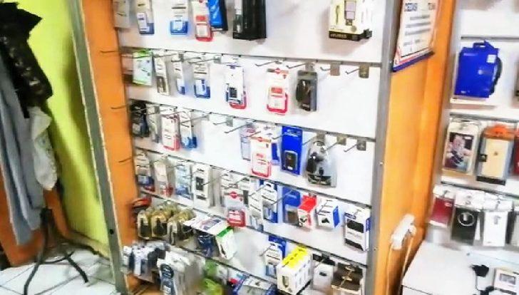 Konya'da bıçak ve sopalarla telefon dükkanını bastılar!  G4