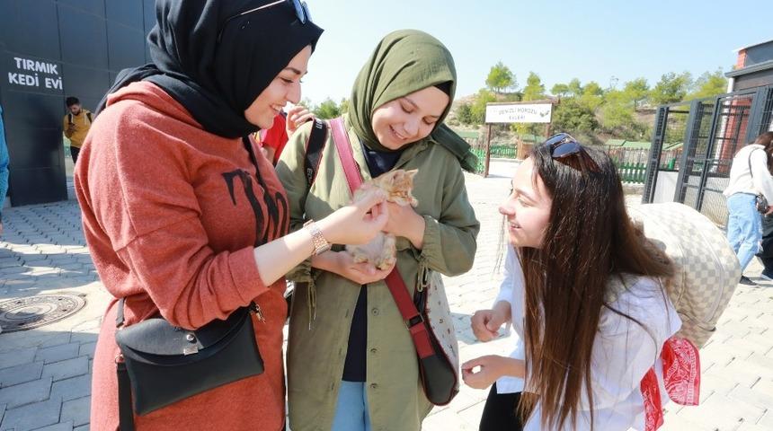 Denizli Kent Konseyi Gen&ccedil;lik Meclisi&rsquo;nden sevimli dostlara ziyaret