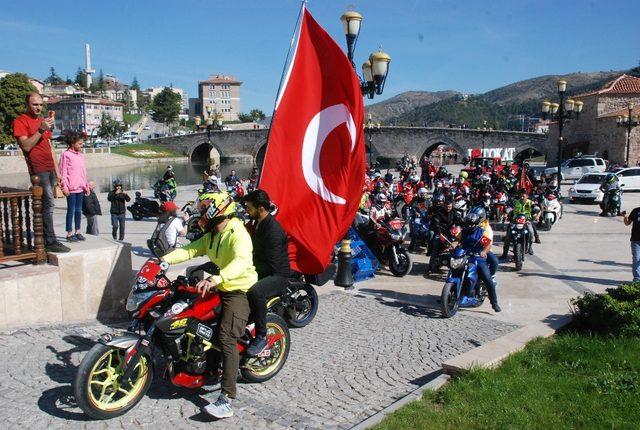 Barış Pınarı Harekatı’na motosiklet tutkunlarından destek