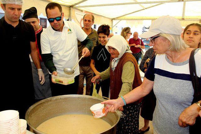 Tarihi Saburhane Meydanı'nda tarhana kazanları kaynadı