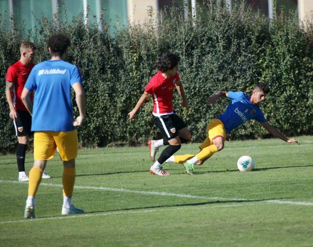 Kayserispor hazırlık maçı yaptı