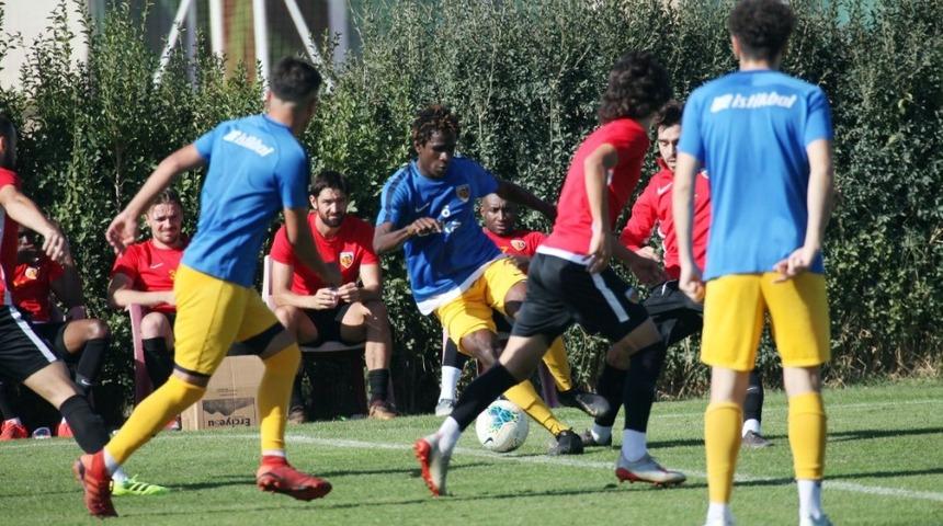 Kayserispor hazırlık ma&ccedil;ı yaptı