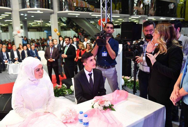 Ankara Büyükşehirden 219 çifte toplu nikah töreni G4
