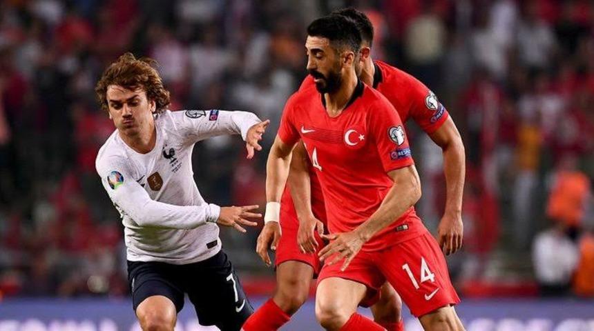 Fransız gazetecilerden Türkiye maçı yorumu